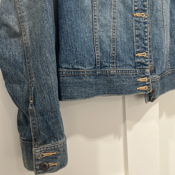 Old Navy Jean Jacket - Picture 4 of 4